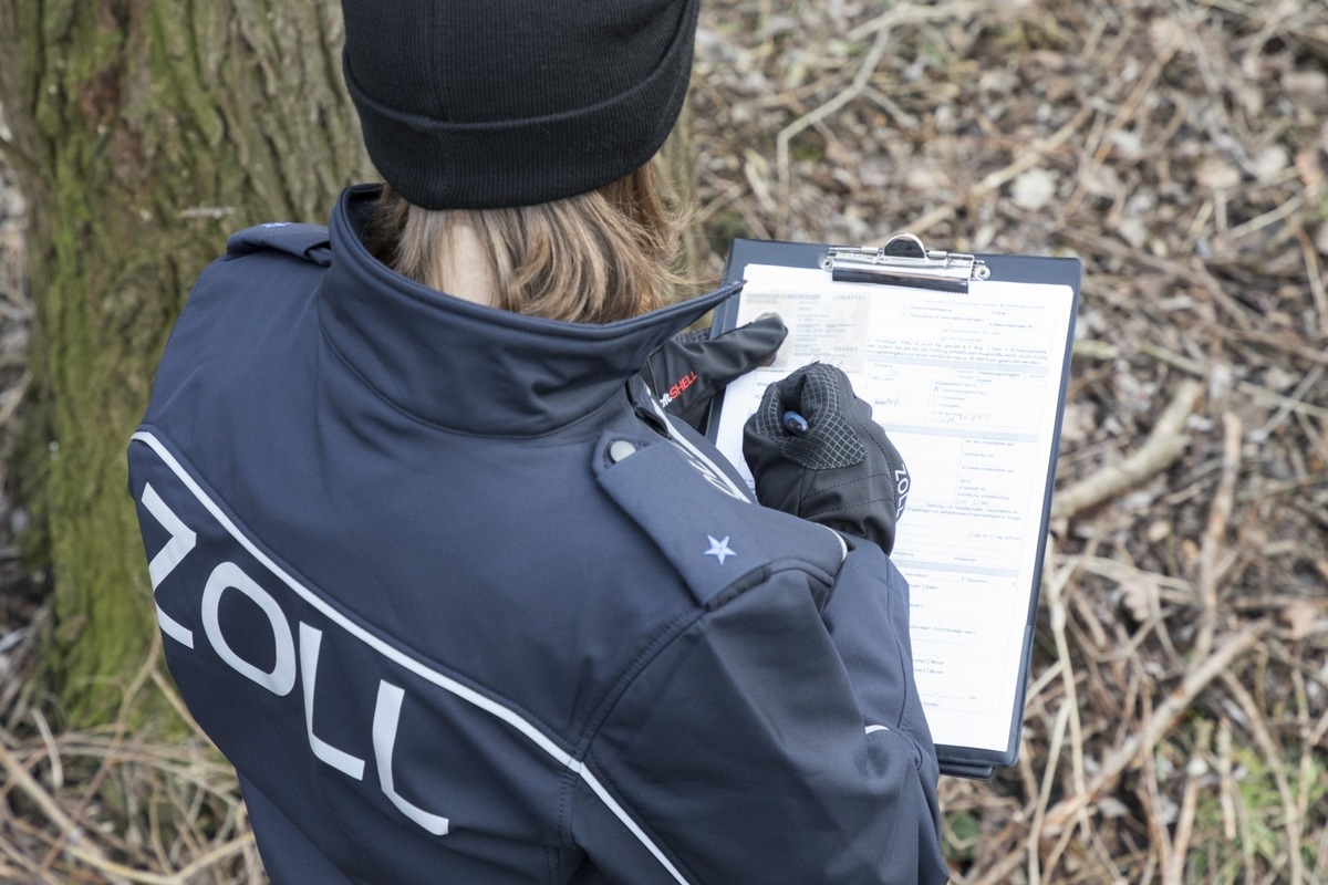 HZA-LA: Freiheitsstrafe für Sozialbetrug Finanzkontrolle Schwarzarbeit des Hauptzollamts Landshut deckt auf