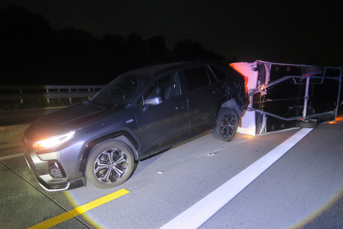 POL-DEL: Autobahnpolizei Ahlhorn: Verkehrsunfall mit hohem Sachschaden auf der Autobahn 1 in Lohne