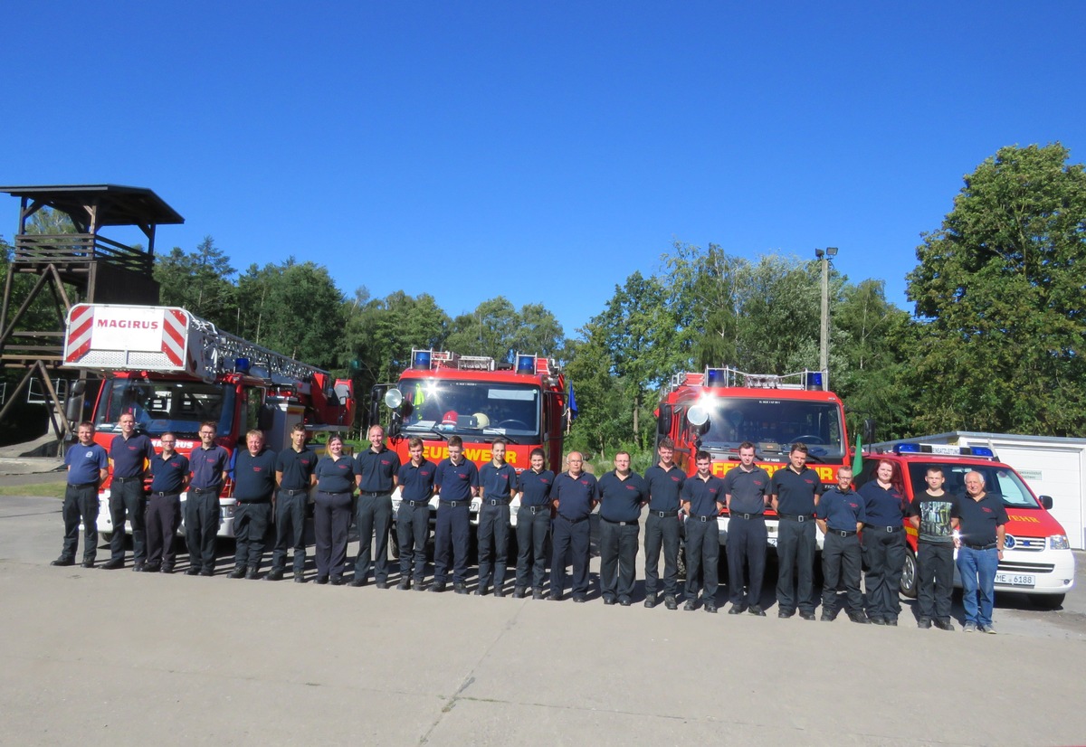 FW-Heiligenhaus: Feuerwehr Heiligenhaus absolviert Übungen am Institut der Feuerwehr NRW (Meldung 16/2018)