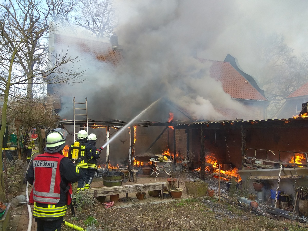 FW-KLE: Wohnhausbrand auf der Horionstraße