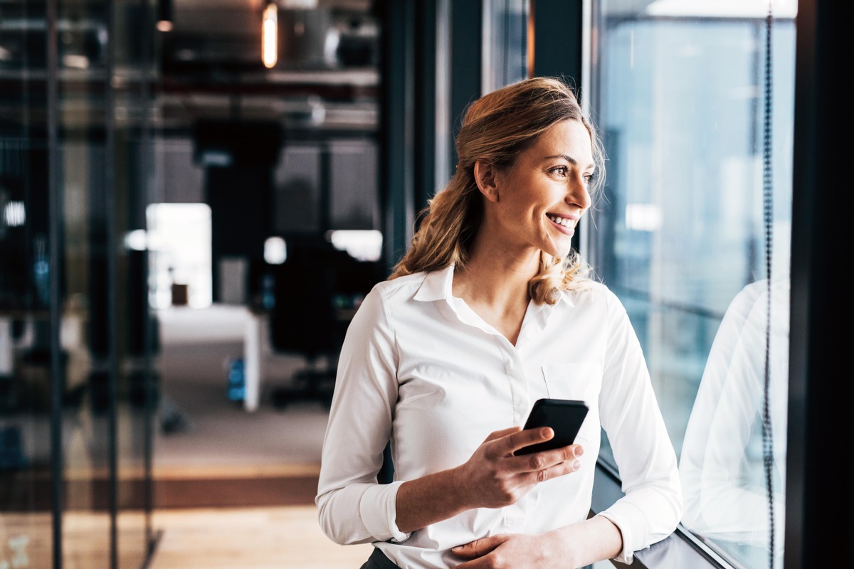 Studie zum Weltfrauentag: Female Empowerment bei Finanzen, Versicherungen &amp; Co.