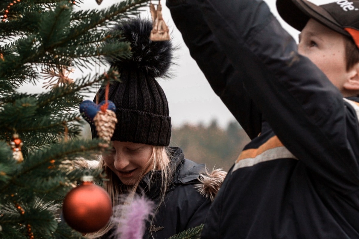 Kulturelle Vielfalt: SOS-Kinderdörfer feiern Weihnachten auf einzigartige Weise rund um den Globus auf Fix&amp;Foxi TV