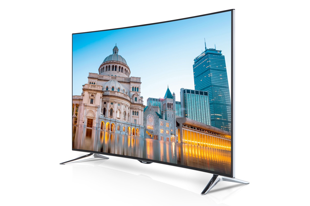 Panasonic TX-55CRW434: Kinofeeling pur mit vierfacher Auflösung / 
Panasonic präsentiert seinen ersten 4K Ultra HD-TV im Curved Design