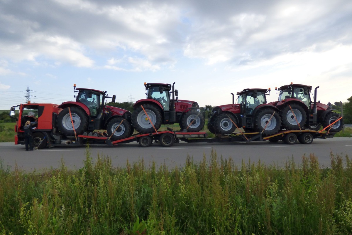 POL-LB: A 8 / Sindelfingen: Polizei stoppt unzulässigen Fahrzeugtransport