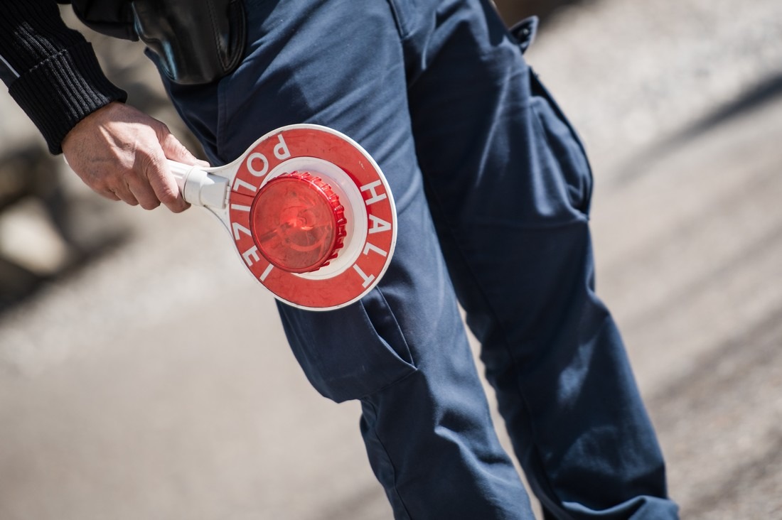 Bundespolizeidirektion München: Gericht erlässt zwei Untersuchungshaftbefehle/ Bundespolizei bringt Schleuser in Haft