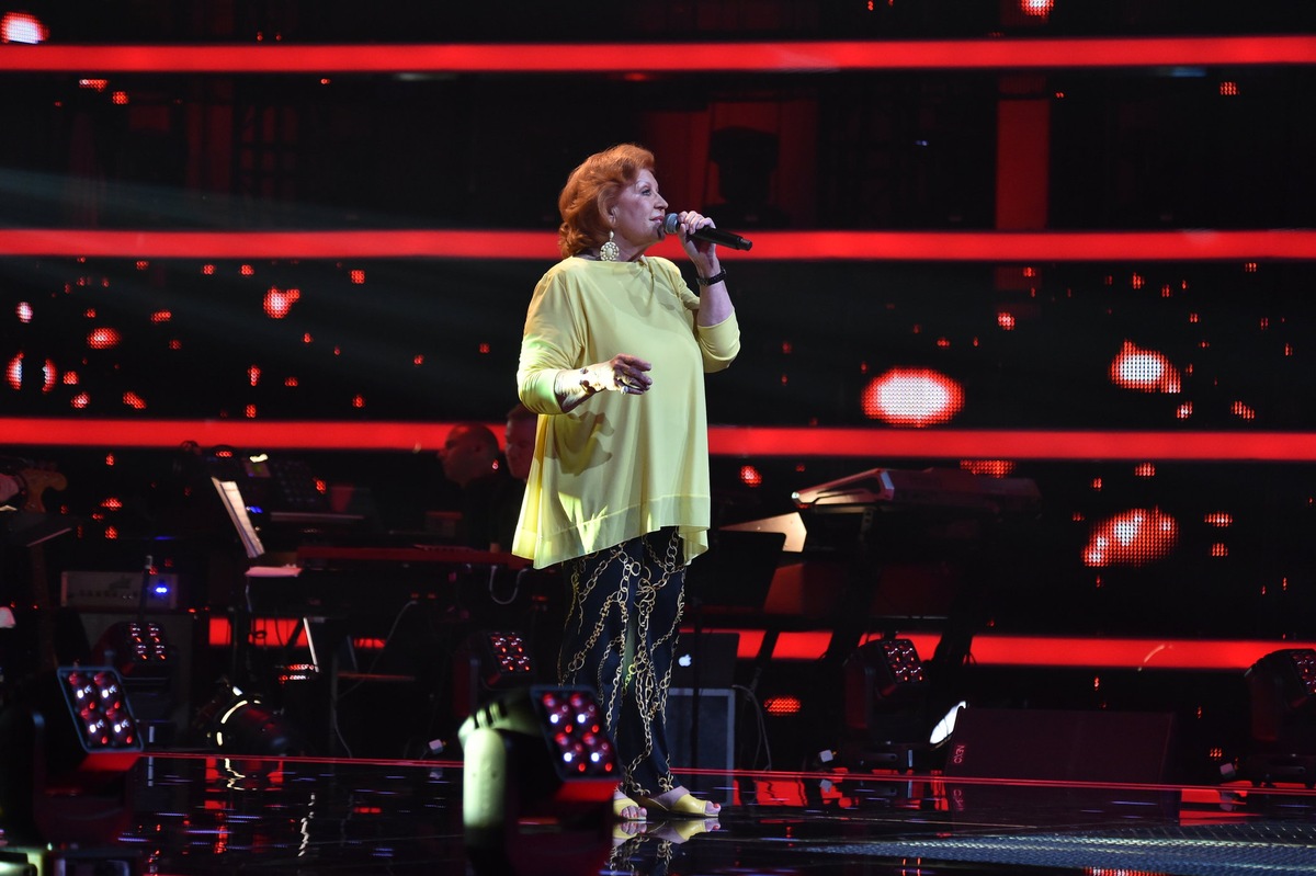 &quot;Sie ist die Grande Dame dieser Staffel!&quot; Münchener Kosmetikerin Gabriele (78) kämpft um ein Ticket für das Finale von &quot;The Voice Senior&quot; - am Sonntag um 20:15 Uhr in SAT.1