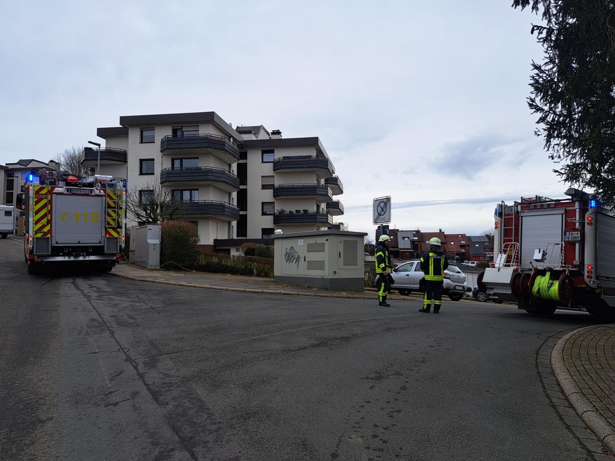 FW-EN: Datum: 24.02.2025/ Uhrzeit: 09:14 Uhr/ Dauer: ca. 75 Minuten/ Einsatzstelle: Hansering/ Einheiten: Löschzug Breckerfeld, Löschgruppe Delle, Löschgruppe Zurstraße/ Rettungsdienst (RD)/ Polizei/