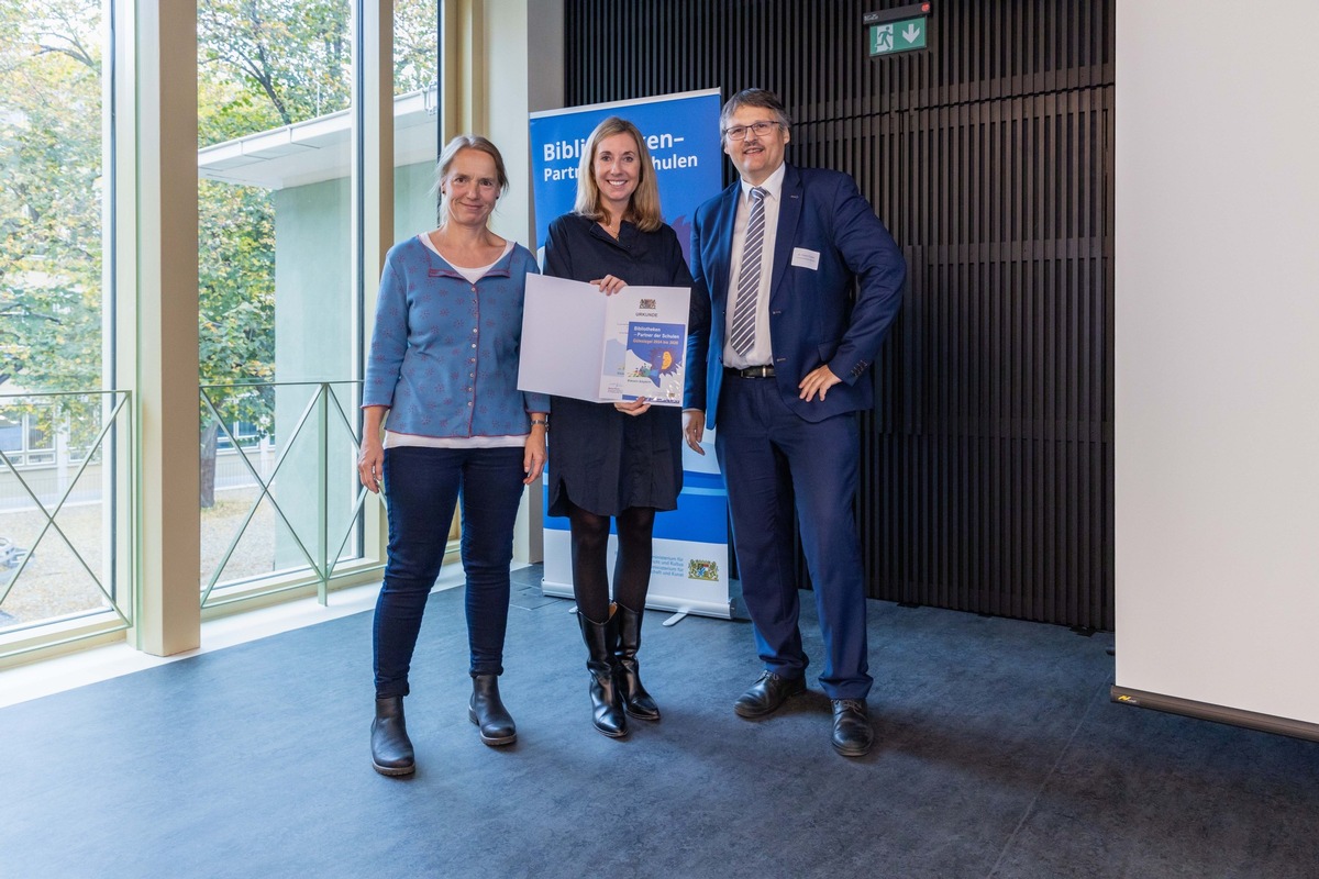 PM: Universitätsbibliothek erhält Gütesiegel „Bibliotheken – Partner der Schulen&quot;