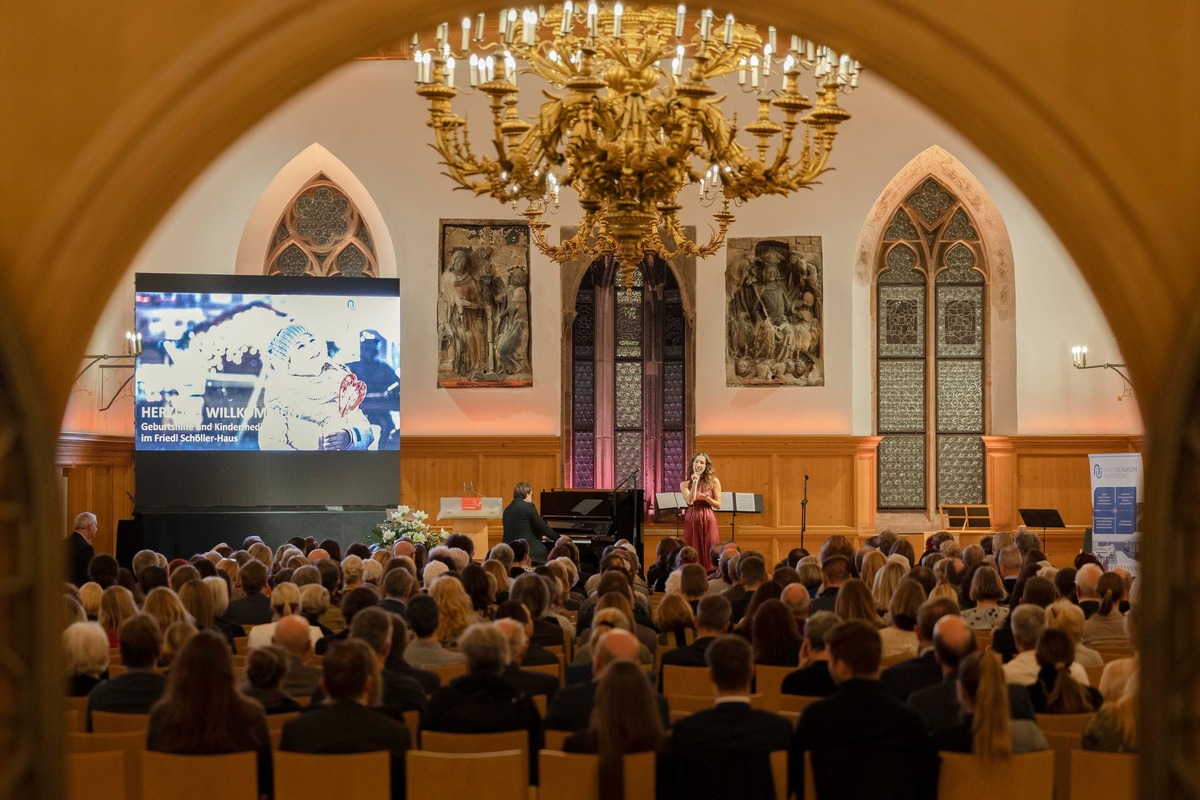 Benefizkonzert: Stimmungsvolle Weihnachtsmusik für schöne Zimmer im neuen Kinderklinikum Nürnberg