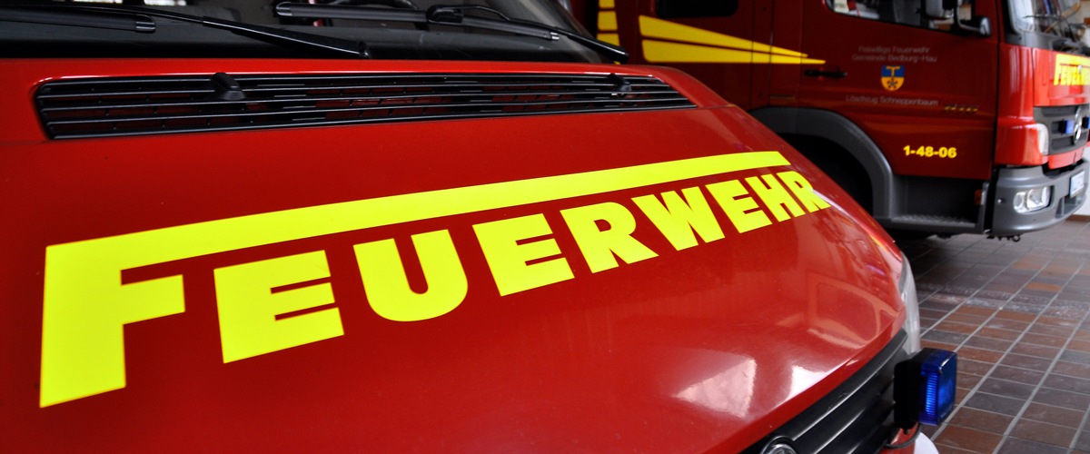 FW-KLE: Update - Sturmtief THOMAS: Einsätze der Feuerwehr Bedburg-Hau