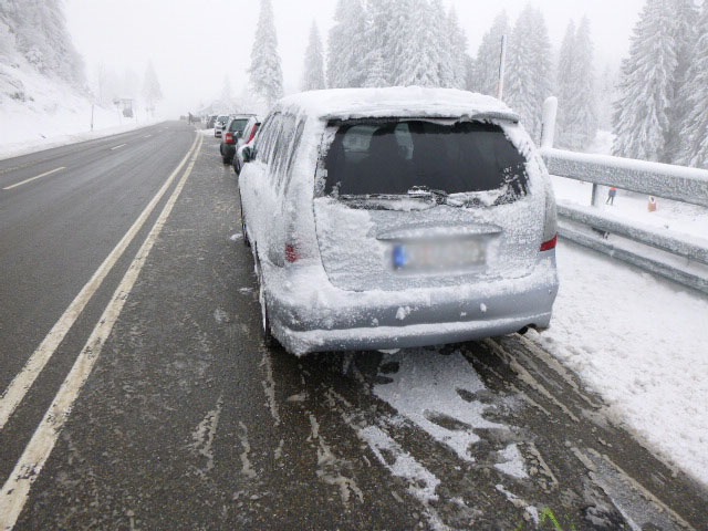 POL-FR: Feldberg / B 317: Zahlreiche Falschparker abgeschleppt