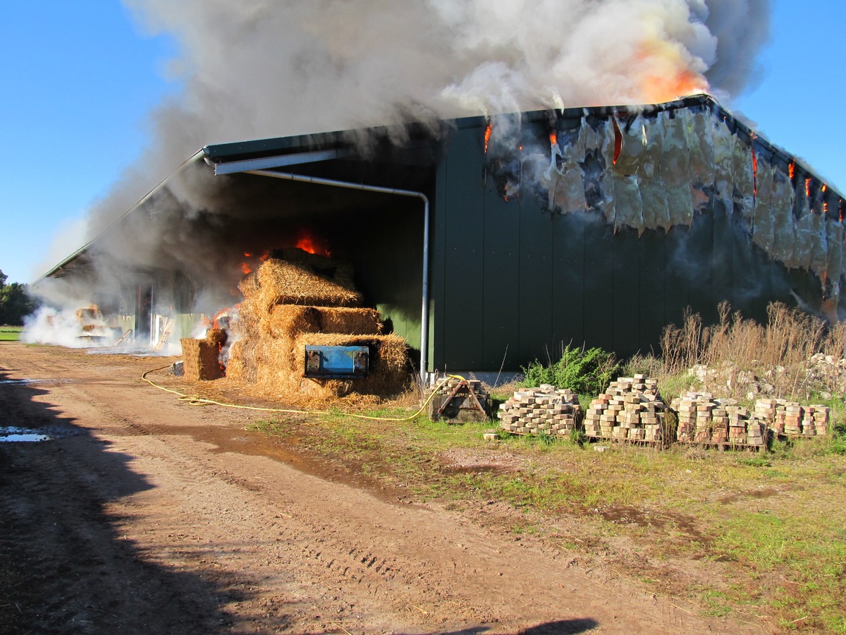 POL-WL: Roydorf - Brand einer Scheune