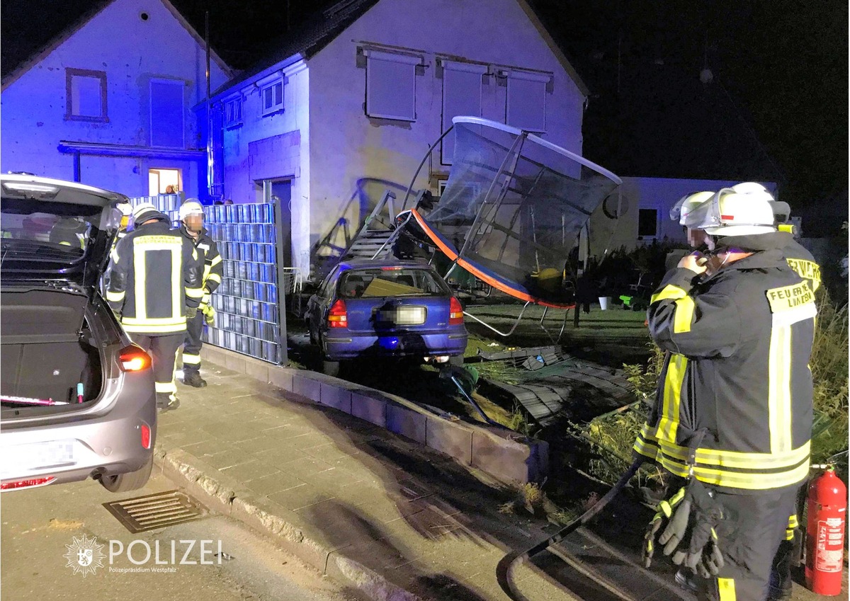 POL-PPWP: Auto landet im Garten