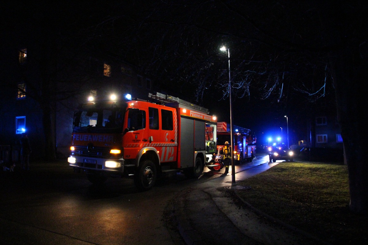 FW Menden: Einsatz Feuerwehr Menden: Rauchentwicklung aus Gebäude