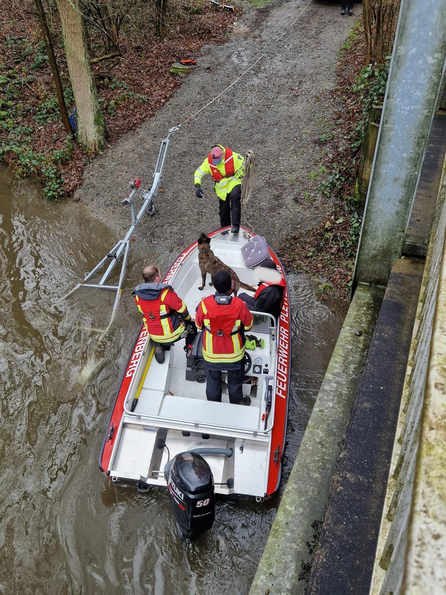 FW-PL: Plettenberger Feuerwehr unterstützt bei Vermisstensuche in Werdohl.