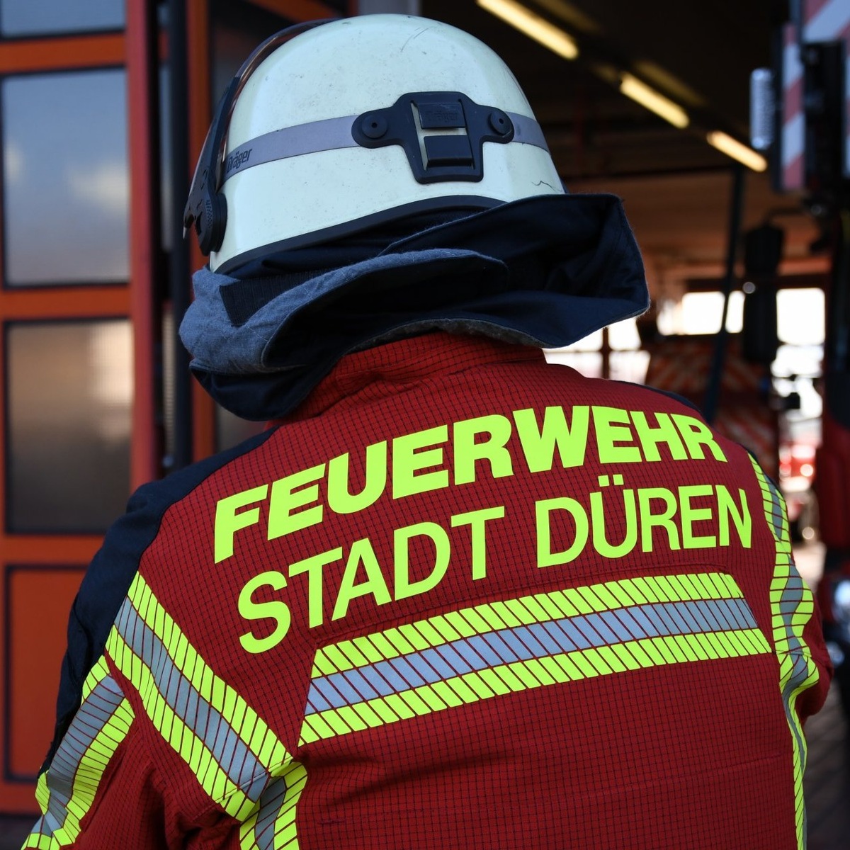 FW Düren: Einsatzfazit der Feuerwehr Düren - Silvesternacht 2024/2025