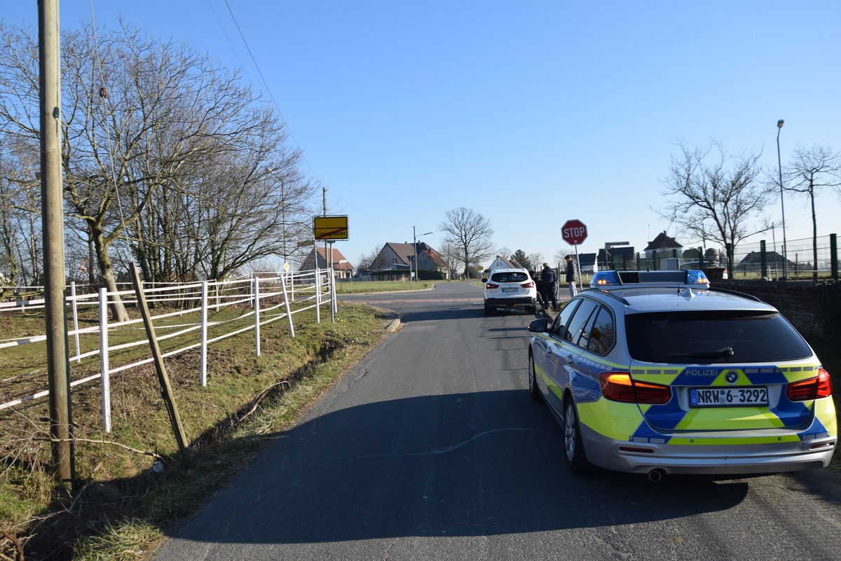 POL-HF: Unfall mit Flucht - 
Verursacher will keine Polizei