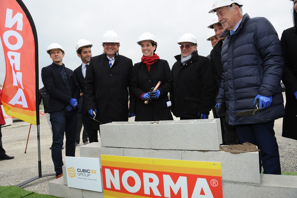 NORMA Frankreich: Grundsteinlegung für neue Landeszentrale, Niederlassung und Logistikzentrum / Handelsunternehmen aus Nürnberg modernisiert auch im Nachbarland (FOTO)