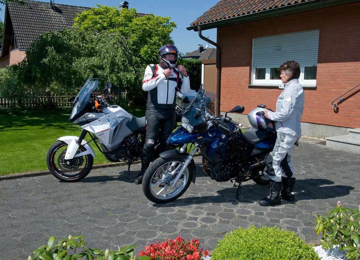 Gut gerüstet für das Bike-Vergnügen / Sicherer Start in die Motorradsaison