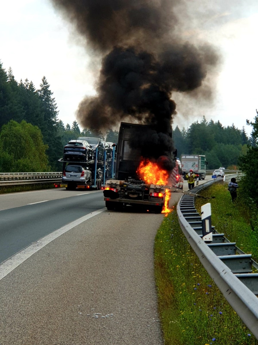 POL-PDKL: LKW-Brand aufgrund technischem Defekt