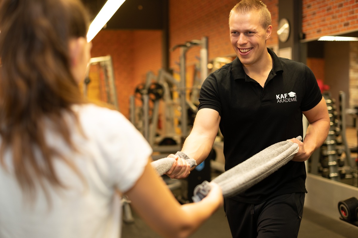 Tim Kinalzyk und die KAF Akademie: Mit Spaß und Leidenschaft zum Traumjob als Fitnesstrainer