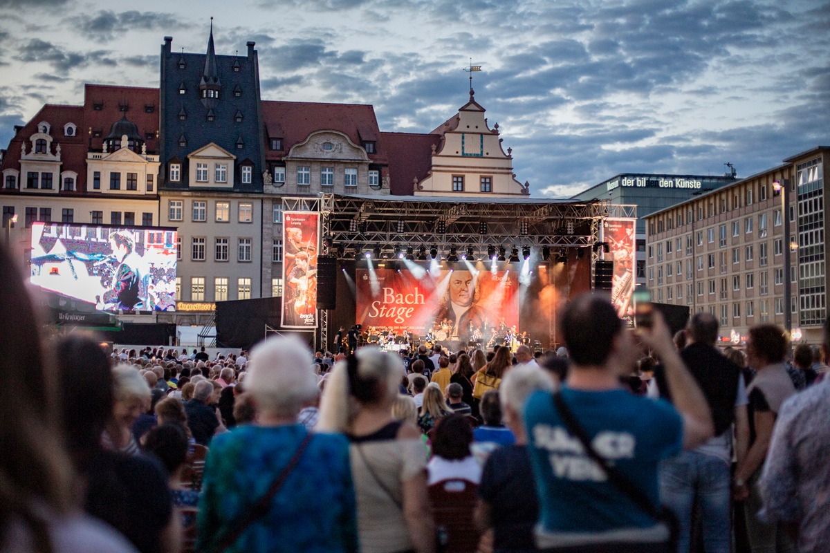 Bach 300: ARTE Concert überträgt am 9. Juni 2023 live die Open-Air-Gala vom Bachfest Leipzig mit u.a. Daniel Hope und Lang Lang