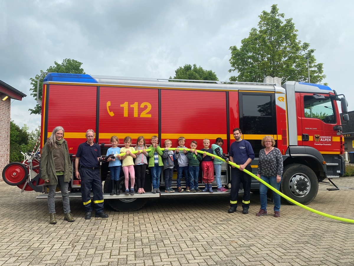 FW Alpen: Brandschutzerziehung der Vorschulkinder in Veen