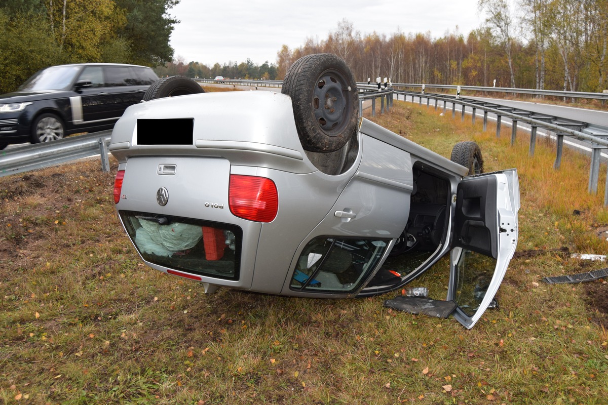 POL-PDKL: A62/Landstuhl, Pkw überschlägt sich