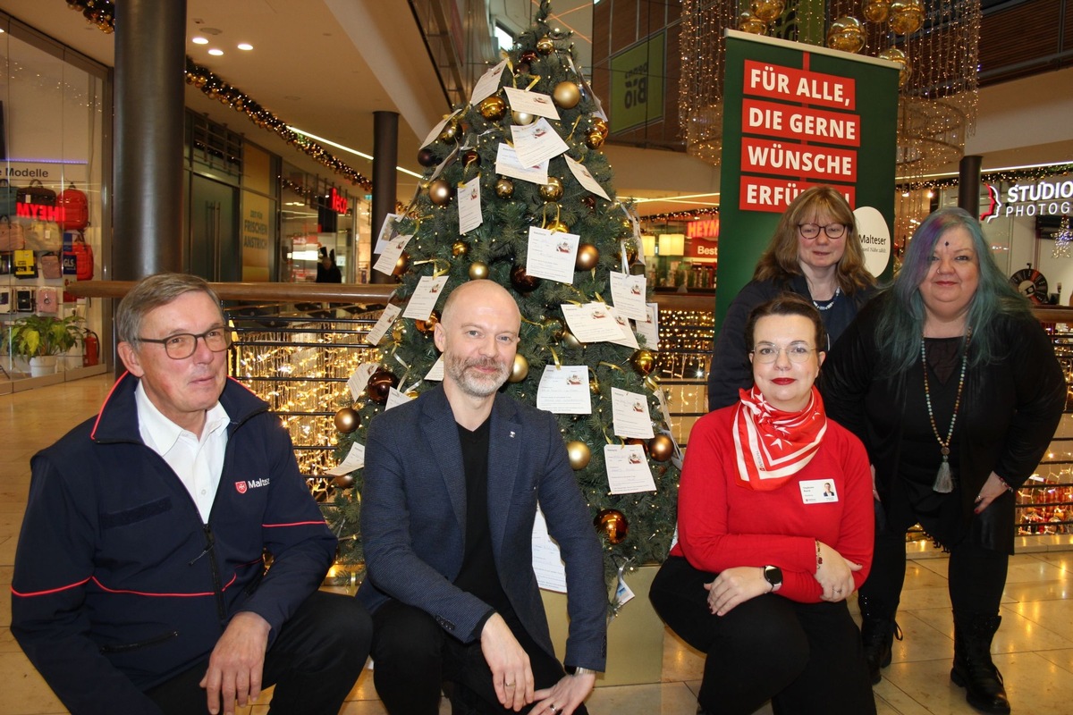 Wunschbaum für ältere Menschen in der Marktplatz Galerie