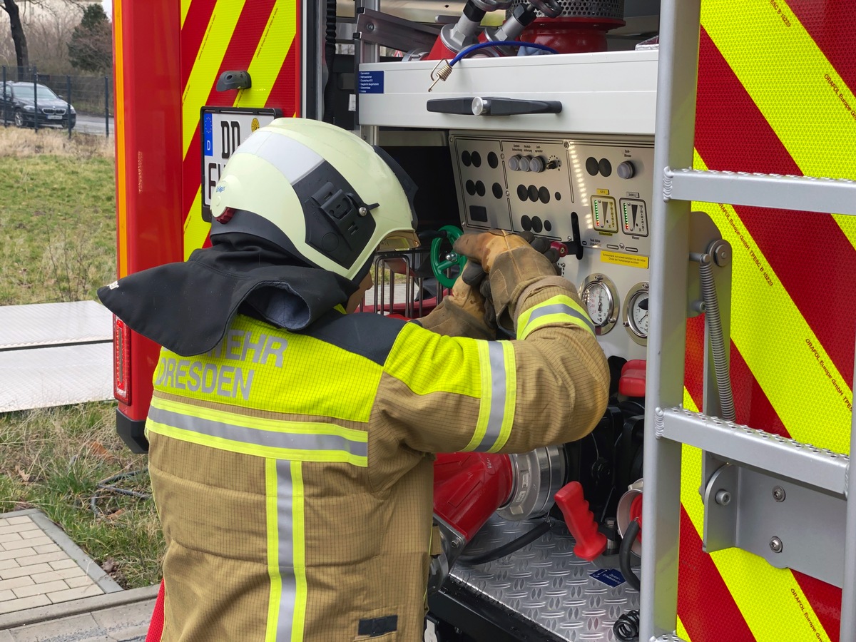 FW Dresden: Informationen der Feuerwehr Dresden zum Einsatzgeschehen am vergangenen Wochenende (16.-18.04.2021)