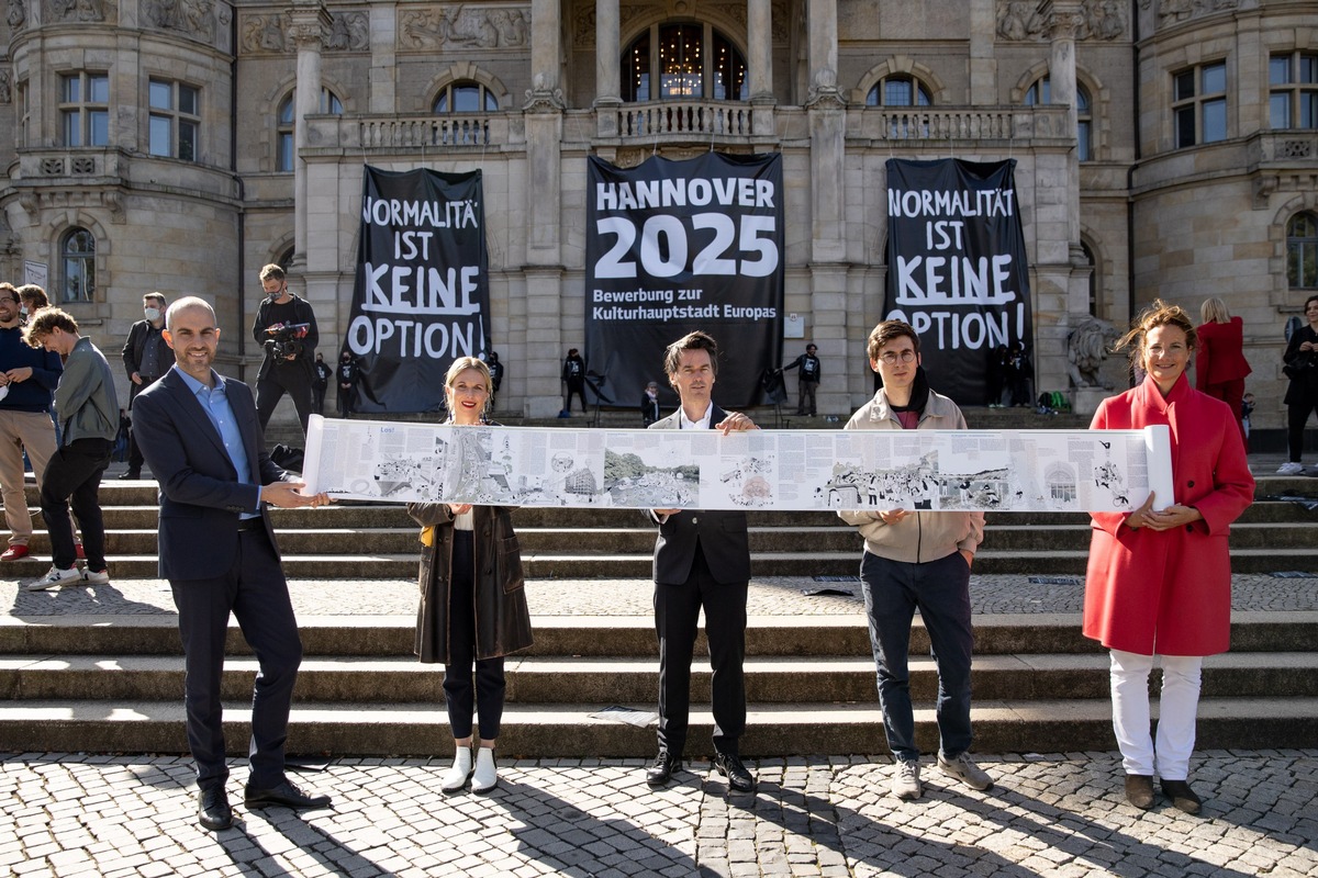 Hannovers Science-Fiction-Bid Book: &quot;Ein Buch aus der Zukunft für die Zukunft&quot; / Hannover als &quot;Agora of Europe&quot; auf dem Weg zur Kulturhauptstadt Europas 2025