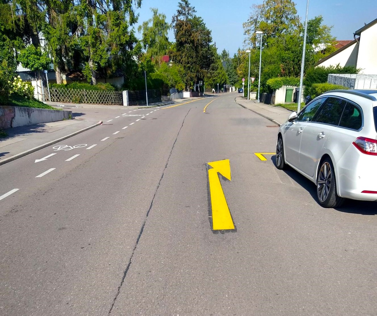 Zwischen Kfz und Rad: Modellprojekt von AGFK-BW und HKA untersucht Überholabstände im Straßenverkehr