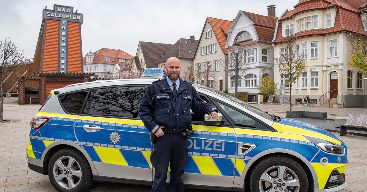 POL-LIP: Bad Salzuflen. Nah am Bürger und immer ein offenes Ohr: Kevin Gabelic ist neuer Bezirksdienstbeamter in Bad Salzuflen.