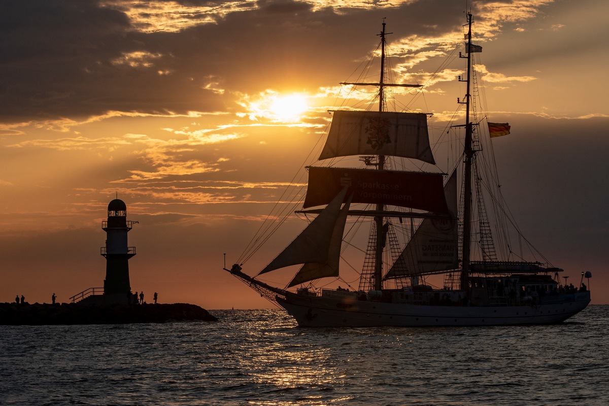 PM 59/19 Zwischen Briggs und Barken: 29. Hanse Sail in Rostock