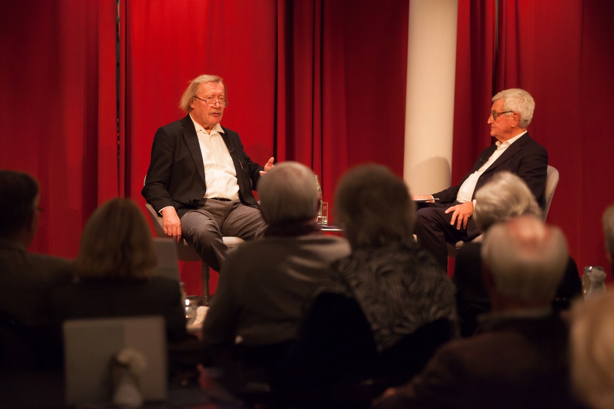 Peter Sloterdijk stellte das Jahresthema 2015 der Autostadt vor: Frieden (FOTO)