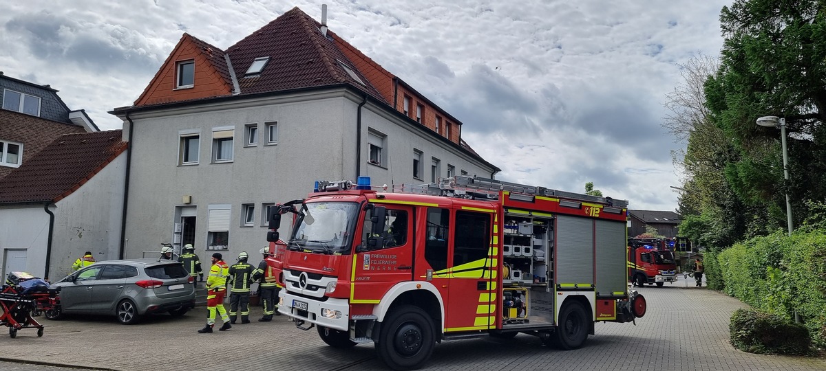 FW-WRN: FEUER_3 - Ausgelöster Heimrauchmelder // Brandgeruch wahrnehmbar