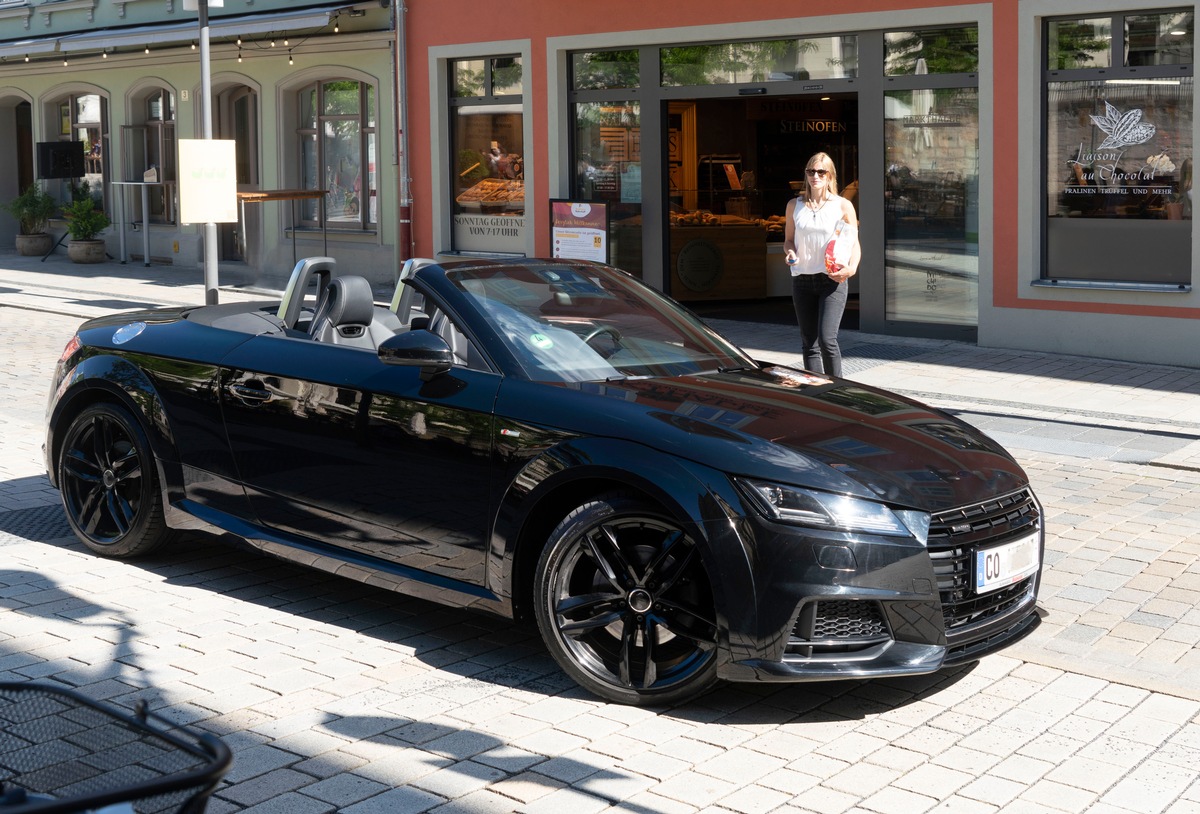 Cabrio: Parken mit offenem oder geschlossenem Verdeck