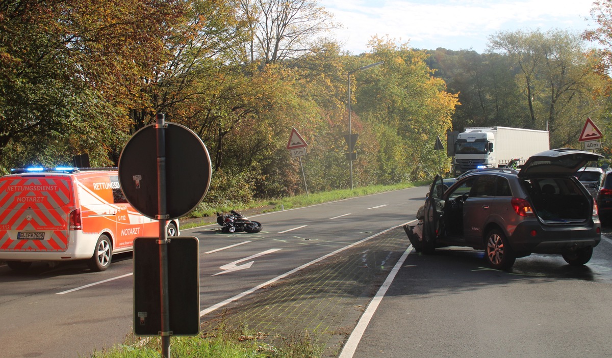 POL-RBK: Overath - Wendemanöver: Motorradfahrer schwer verletzt