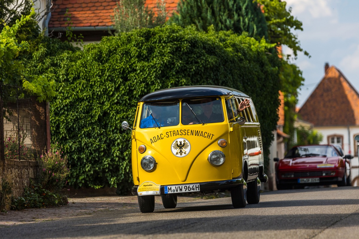 E-Fuel im Oldtimer: Härtetest bei der Olympia-Rallye