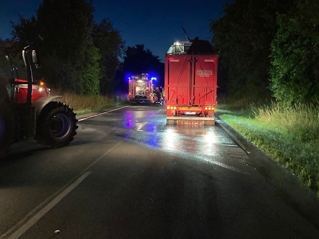 POL-DH: --- Gülle auf der B 214 in Sulingen - Holz beladener Lkw in Rehden 22 Tonnen überladen - Zwei Pkw in Bassum entwendet ---