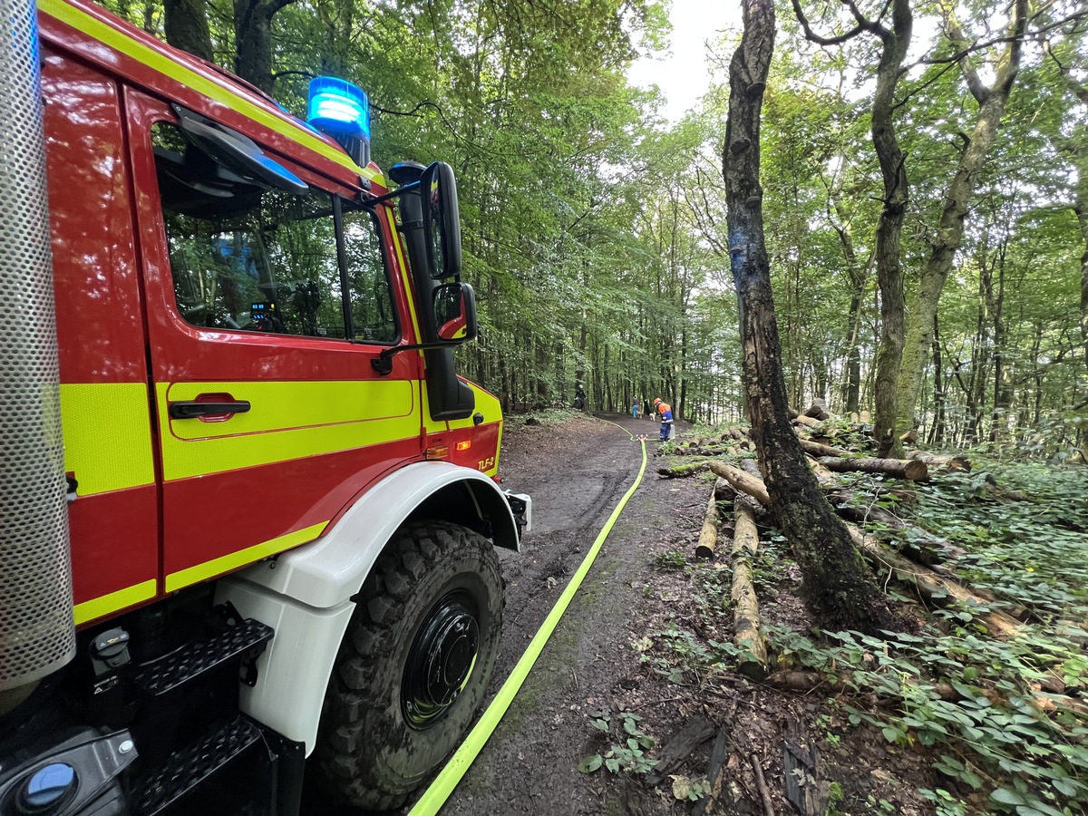 FW-EN: Waldbrandübung der Jugendfeuerwehren aus dem EN-Kreis