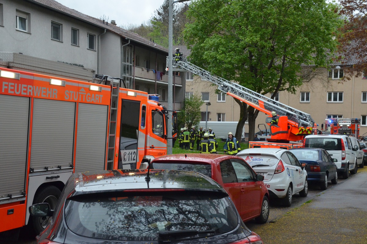 FW Stuttgart: Kellerbrand in Stuttgart-Zuffenhausen