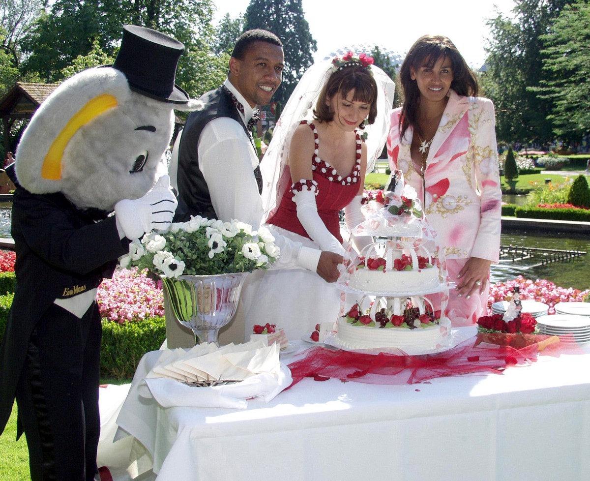 Es war eine wahre Märchenhochzeit - mit Nadja Abdel Farrag als Trauzeugin