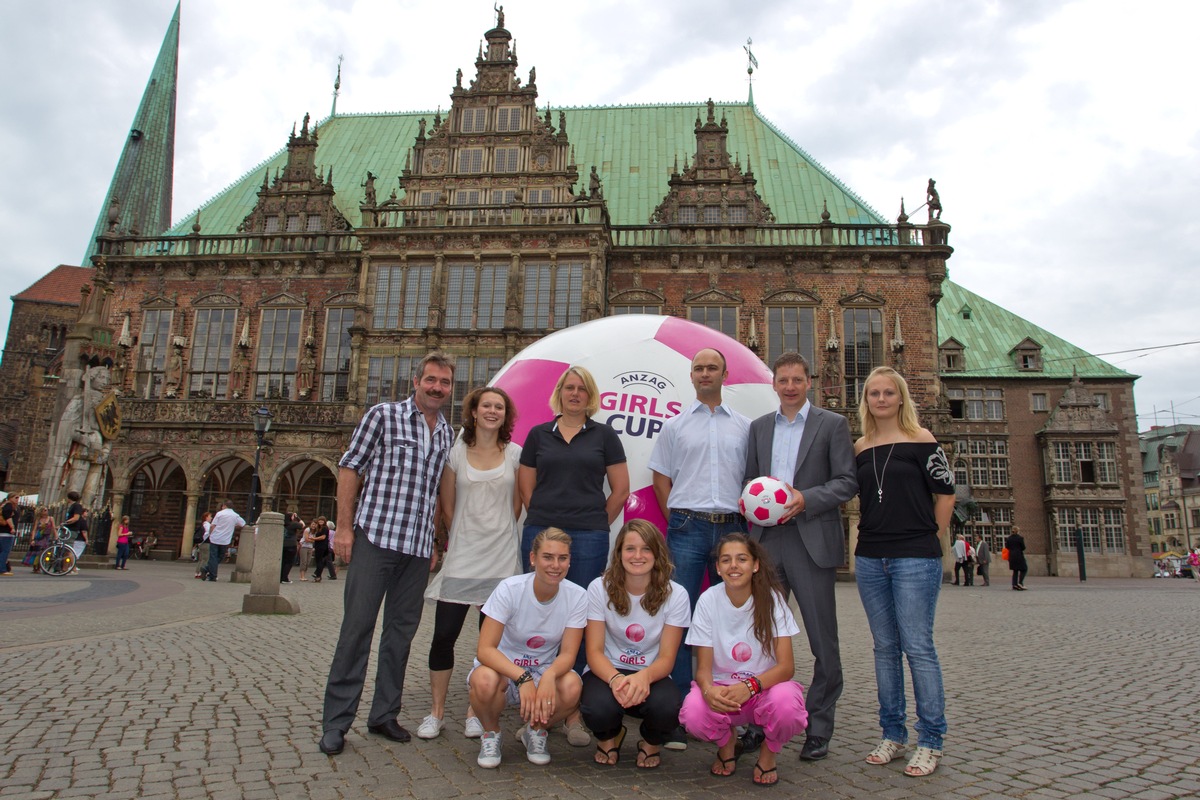 Werder Bremen-Presseservice: Frauenfußball: ANZAG GIRLS CUP wirft seine Schatten voraus