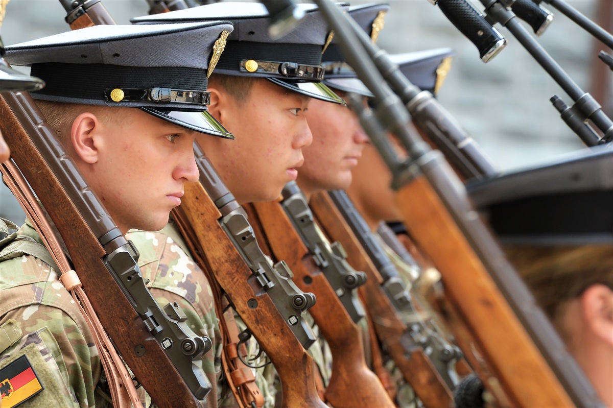 &quot;No Calling Too Great&quot;- Erster deutscher Soldat absolviert vierjähriges Studium in West Point