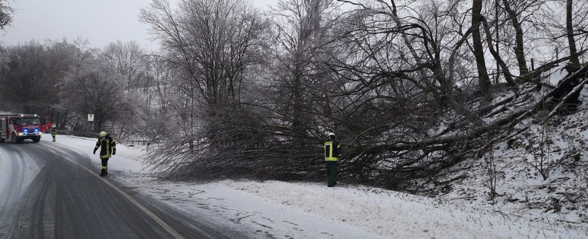 FW-EN: Einsätze im Schnee