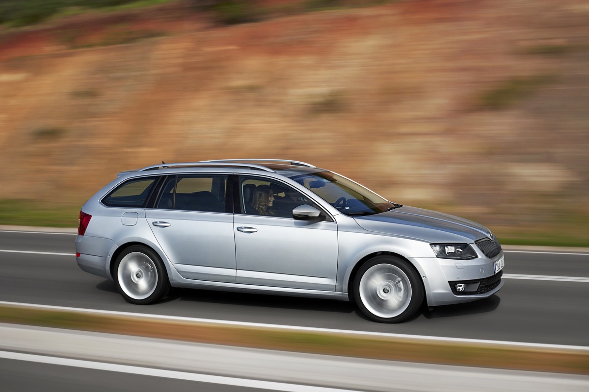 SKODA gibt Preise für den neuen Octavia Combi bekannt (BILD)