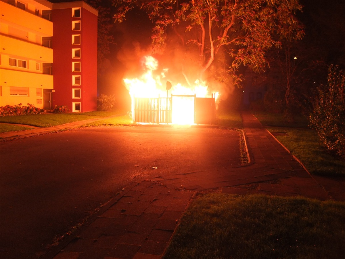 POL-DN: Brand in Düren - Zeugen gesucht