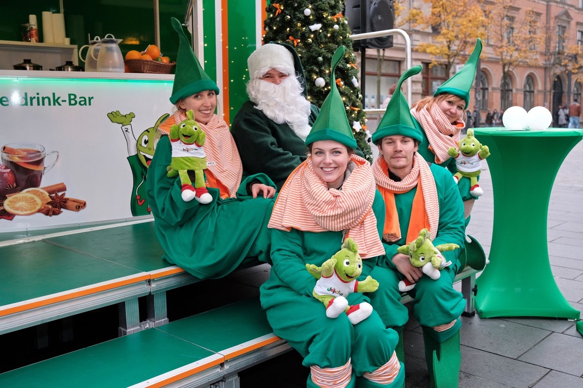 AOK Sachsen-Anhalt landesweit mit Spendenaktion auf Weihnachtsmärkten