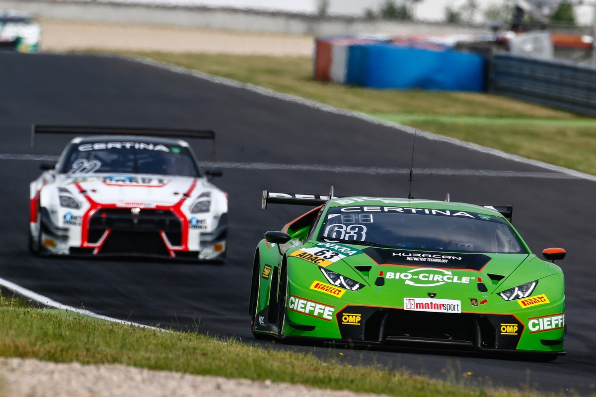 Grasser Racing: Attacke beim Heimrennen auf dem Red Bull Ring mit drei Lamborghini